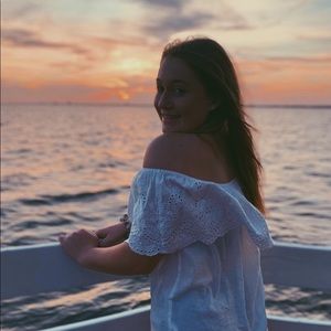 Meet your Posher, Jade